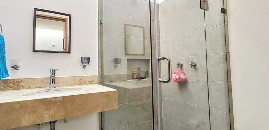Fraccionamiento Tres  Cantos , al Norponiente de Querétaro