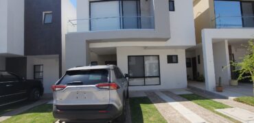 Oportunidad Casa en Condominio Altos Juriquilla